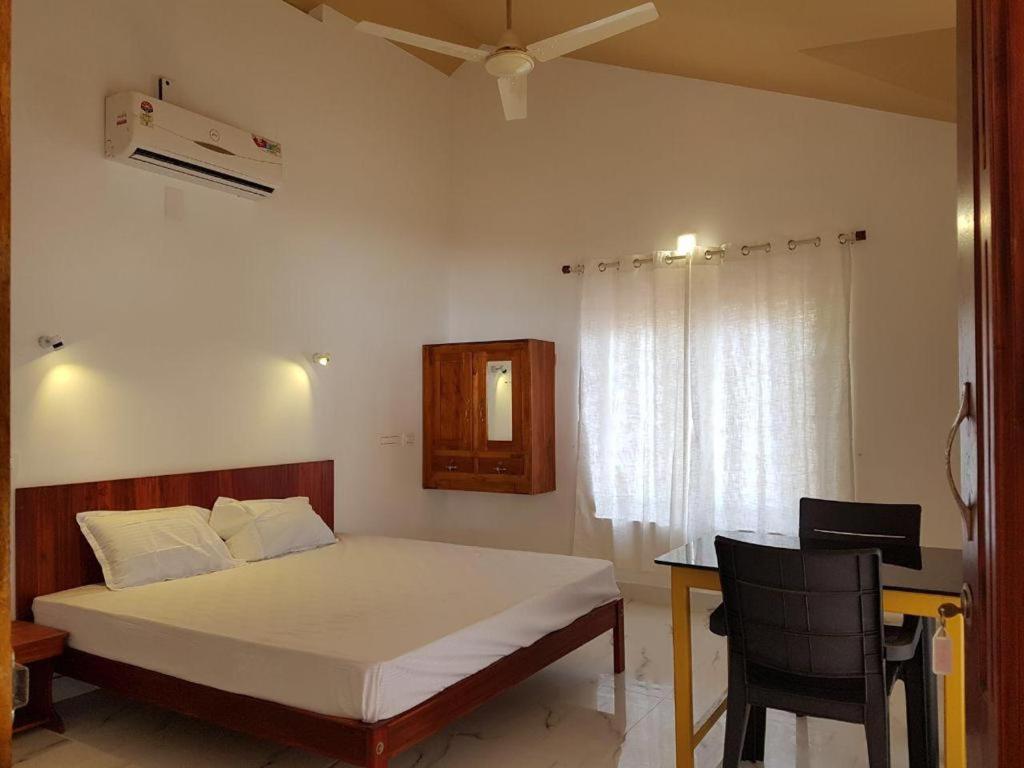 Kizhunna Rock Beach House Kannur Esterno foto