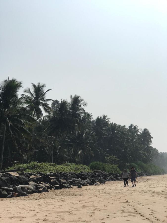 Kizhunna Rock Beach House Kannur Esterno foto